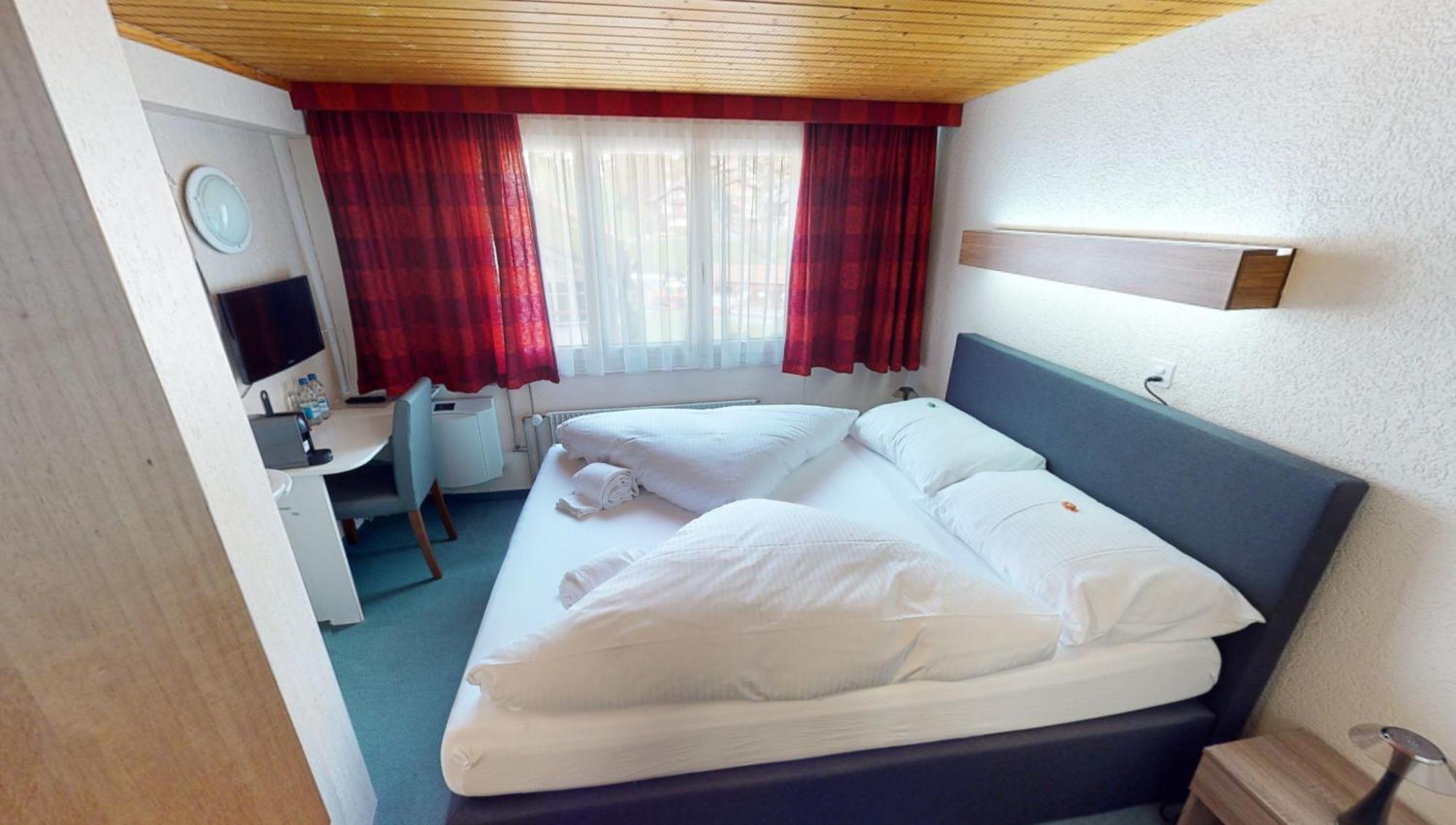 Hotel Bären Ringgenberg Exteriör bild